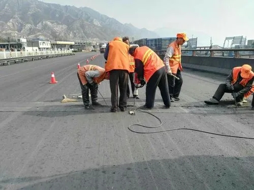 石棉道路桥梁病害治理